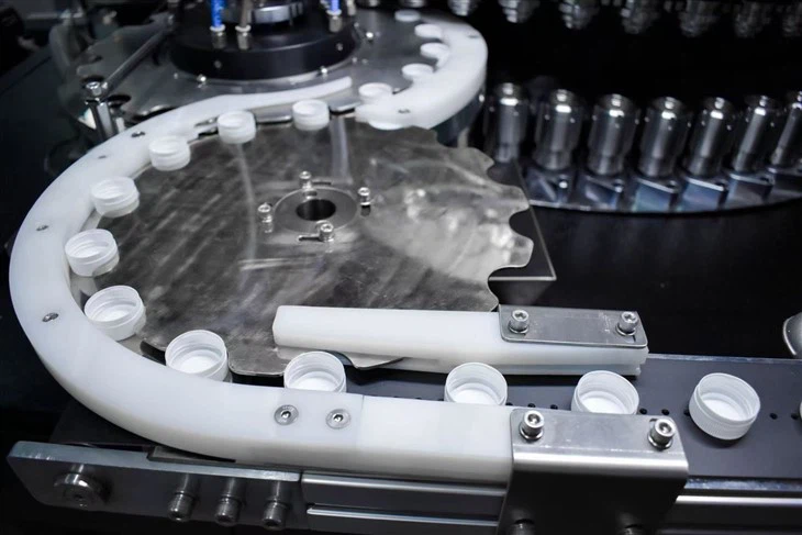 JP_CapMachine_CapConveyor